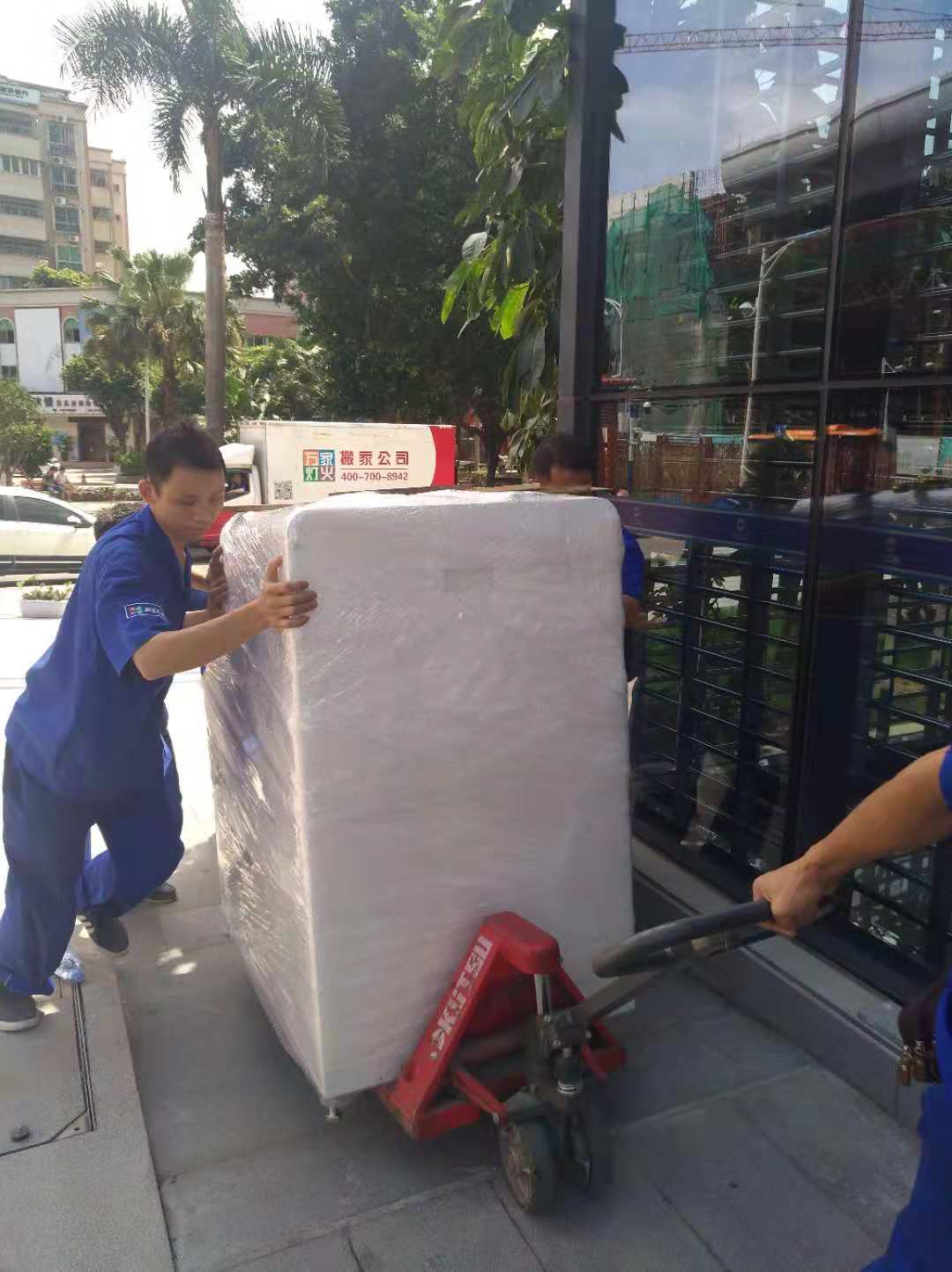 丽江搬场若何收费，组装价值与移动价值费！